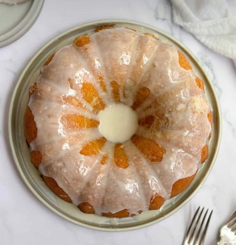 Pineapple Rum Cake 16oz